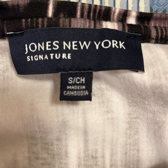 Jones New York signature abstract print top size small - Picture 5 of 6